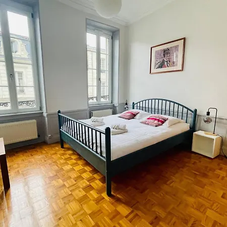 Prázdninový dům La Casa De Pape, Hypercentre, Lr138