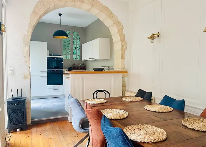 La Casa De Pape, Hypercentre, Lr138 Holiday home *