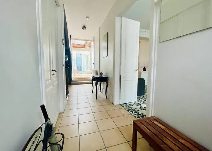 La Casa De Pape, Hypercentre, Lr138 * La Rochelle (Charente-Maritime)