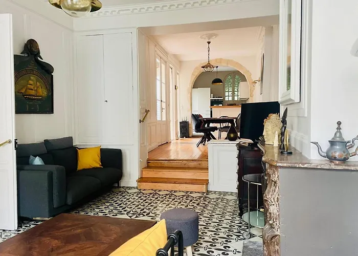 Holiday home La Casa De Pape, Hypercentre, Lr138 *